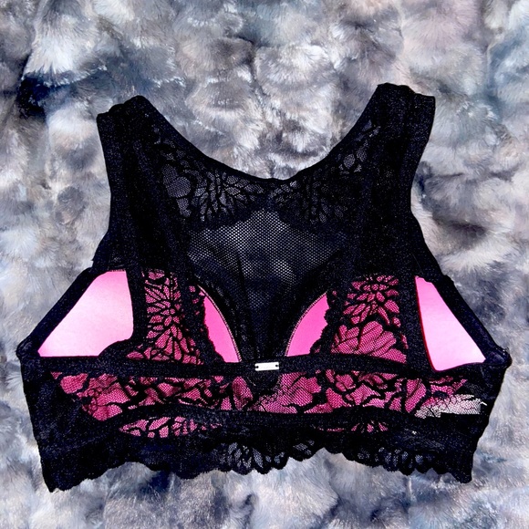 Black Lace PINK crop top - Picture 2 of 3